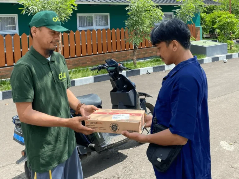 Crew Kurir & Helper – Pengiriman & Dukungan Operasional