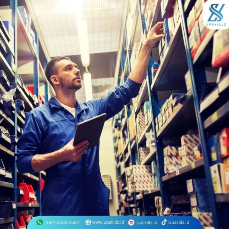Kepala Gudang – Memimpin Operasional Penyimpanan Barang