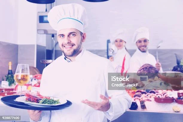 Koki Profesional – Restoran Cepat Saji